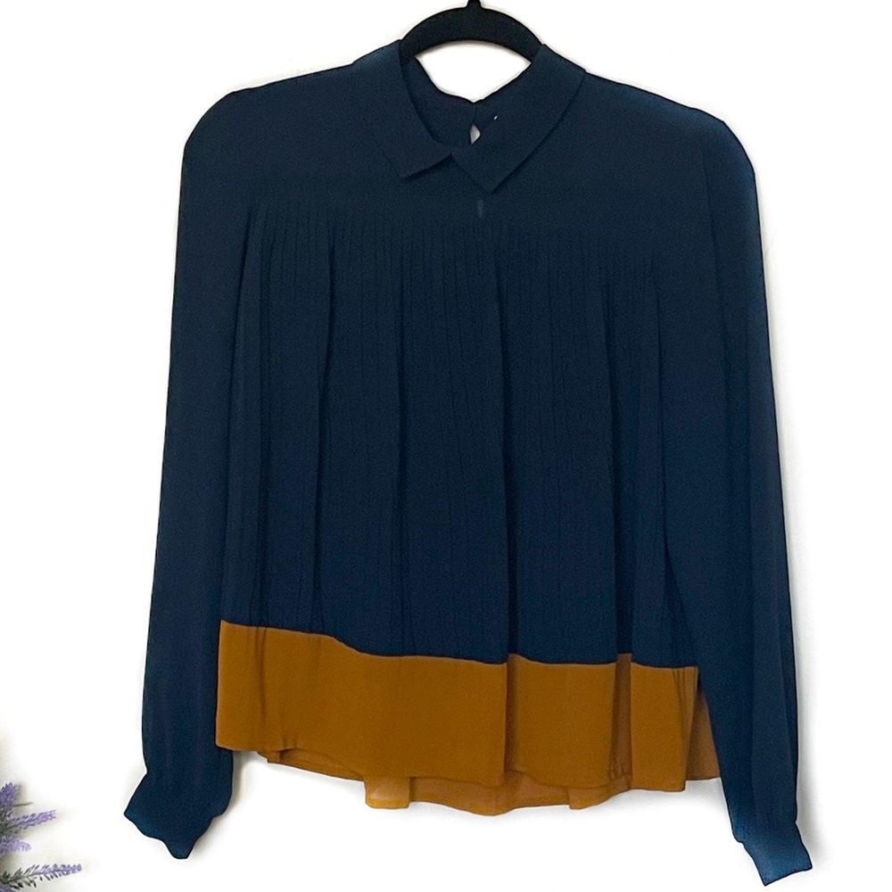 VILA Clothes Semi-Sheer Pleated Top - Bought in Paris - Size 34 (US 4)